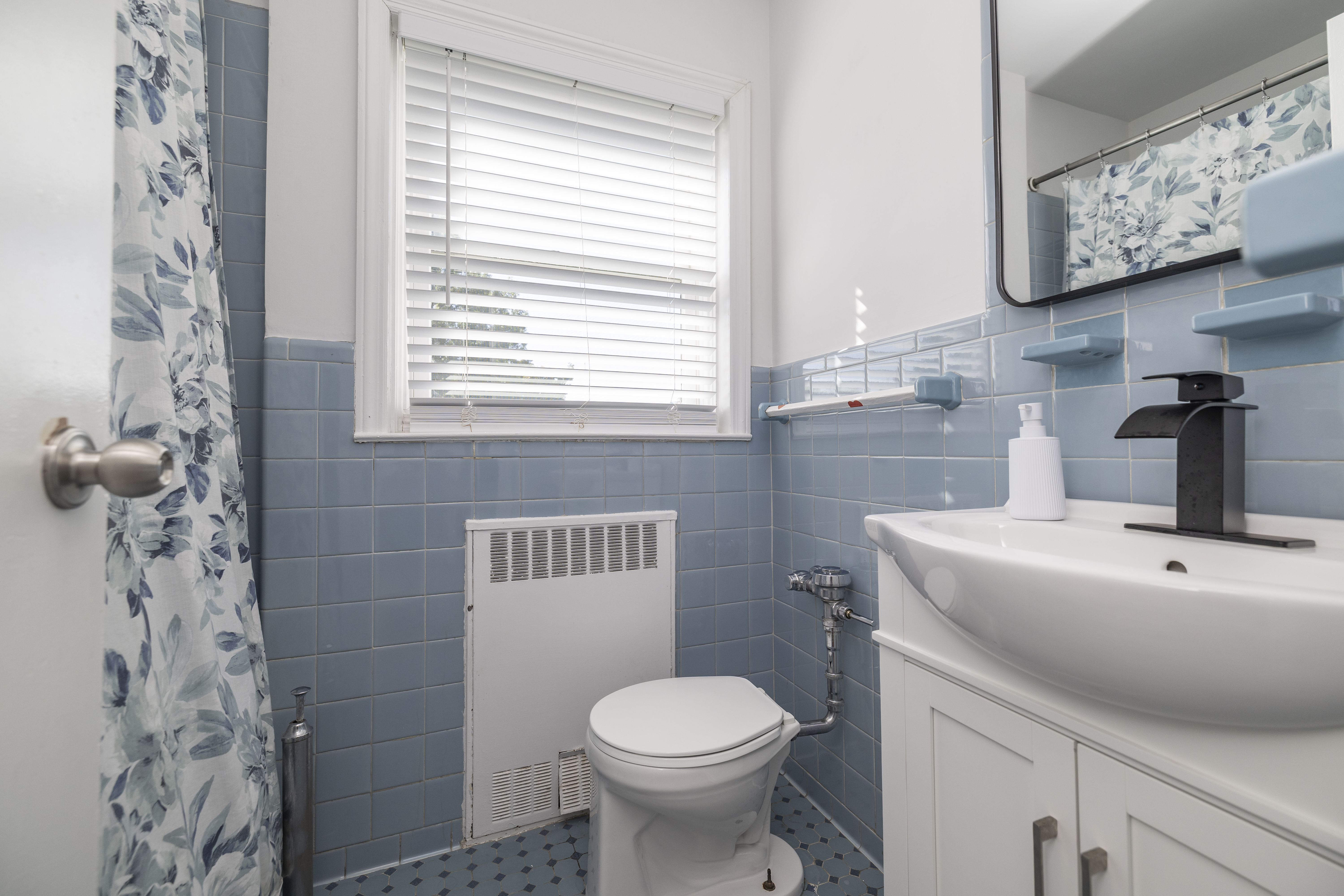  601 Lakeview Avenue, Rockville Centre, NY, 11570 - 物件實景