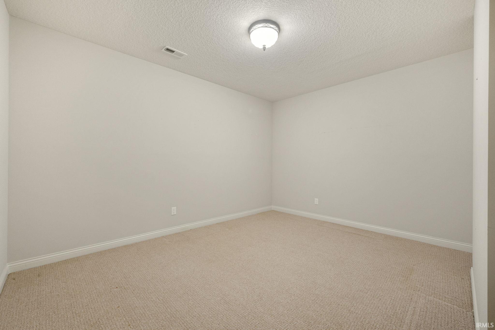 Fort Wayne, Indiana, 46845, United States, 3 Bedrooms Bedrooms, ,4 BathroomsBathrooms,Residential,For Sale,1908005