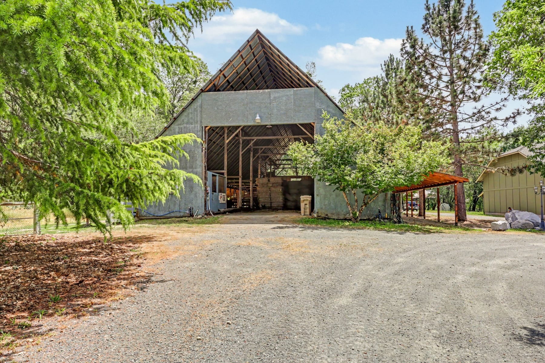  7833 Lower River Road Grants Pass, OR 97526 - 物件實景