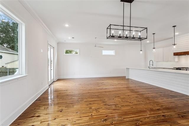 New Orleans, Louisiana, 70124, United States, 4 Bedrooms Bedrooms, ,4 BathroomsBathrooms,Residential,For Sale,2005870