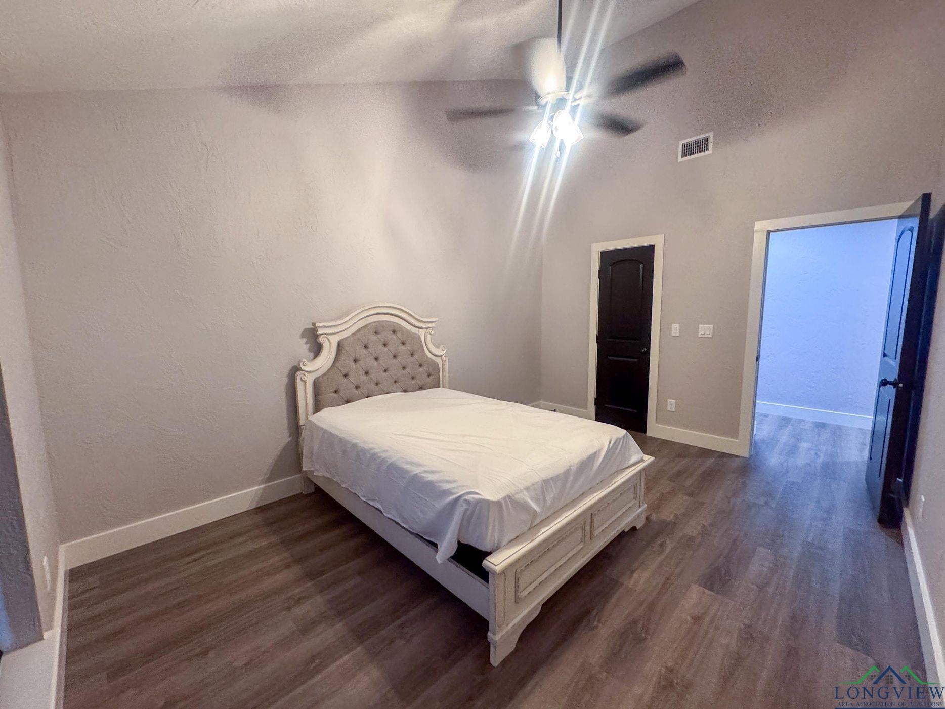 Pittsburg, Texas, 75686, United States, 3 Bedrooms Bedrooms, ,2 BathroomsBathrooms,Residential,For Sale,1979054