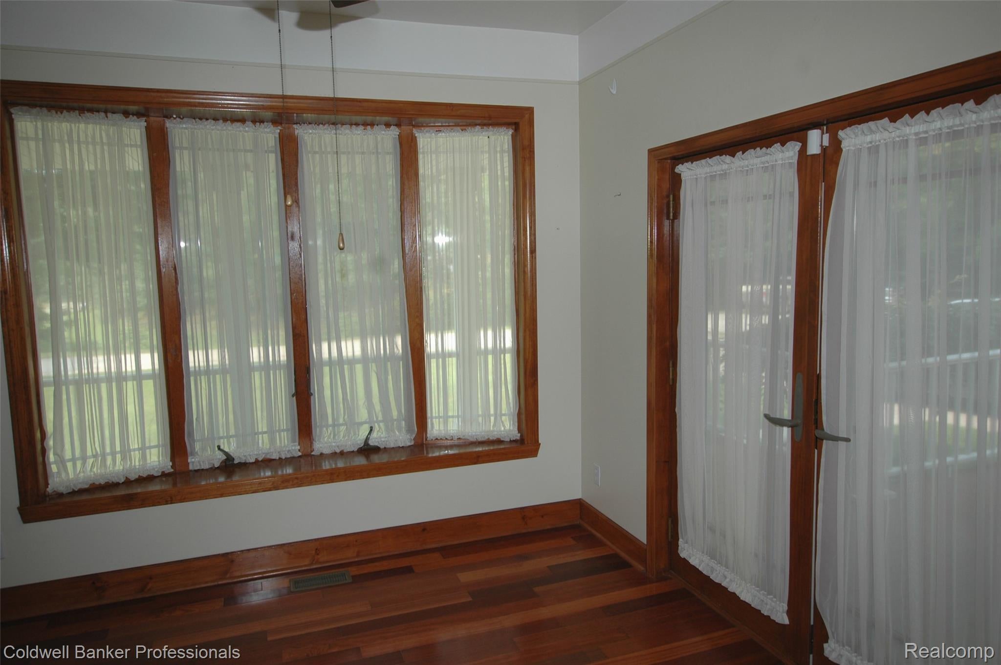 Alger, Michigan, 48610, United States, 3 Bedrooms Bedrooms, ,3 BathroomsBathrooms,Residential,For Sale,1907543