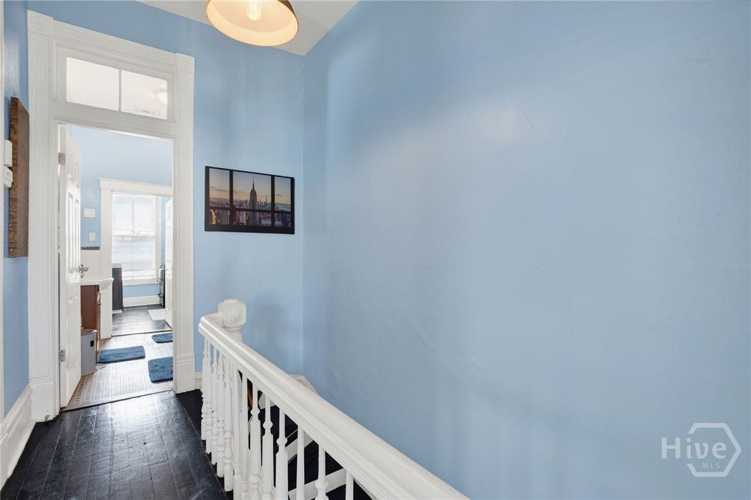 Savannah, Georgia, 31401, United States, 2 Bedrooms Bedrooms, ,3 BathroomsBathrooms,Residential,For Sale,2031134