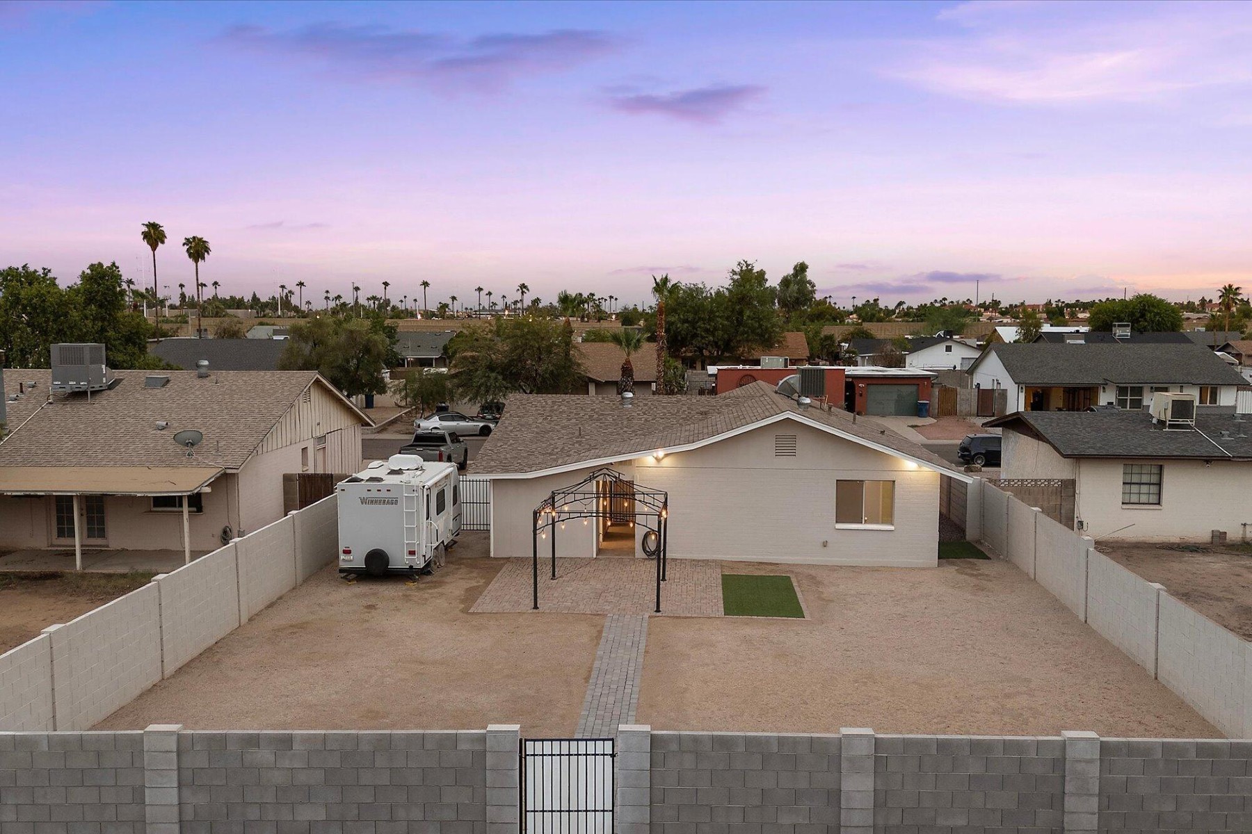  424 W Santa Cruz Drive¦Tempe, AZ - 物件實景