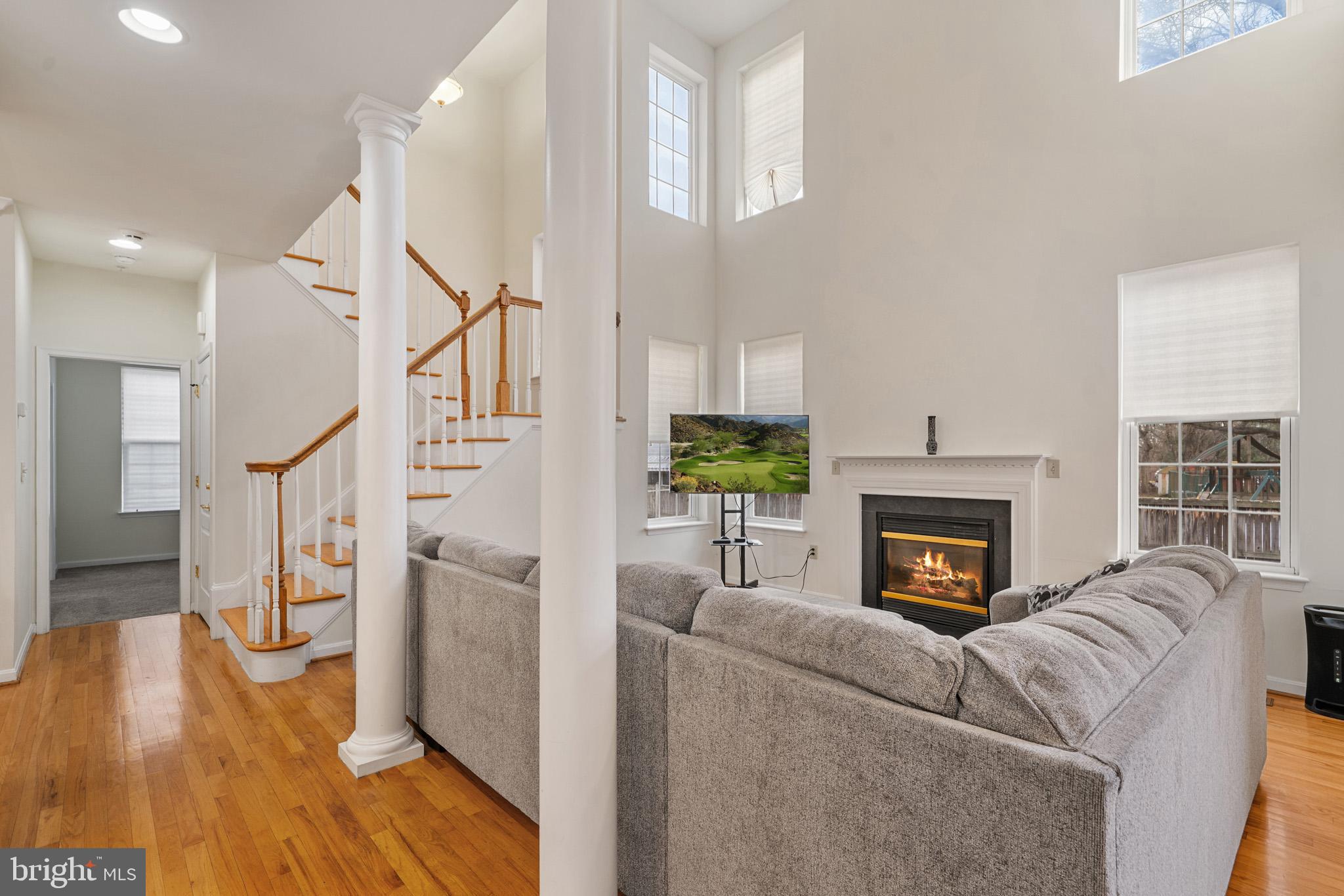 Clinton, Maryland, 20735, United States, 5 Bedrooms Bedrooms, ,4 BathroomsBathrooms,Residential,For Sale,2005620