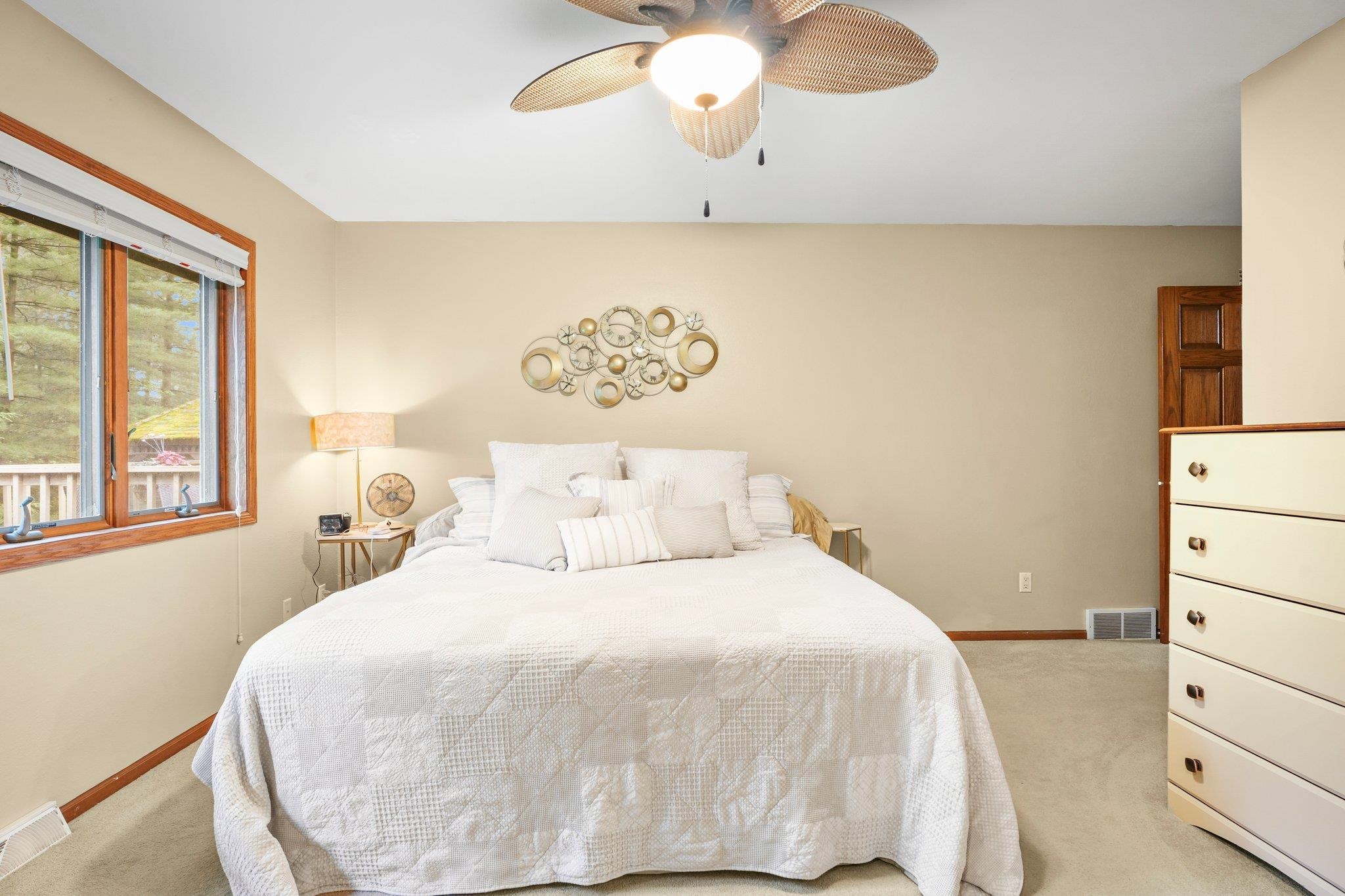 Spring Green, Wisconsin, 53588, United States, 4 Bedrooms Bedrooms, ,3 BathroomsBathrooms,Residential,For Sale,1930492