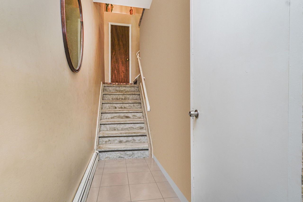 Staten Island, New York, 10314, United States, 4 Bedrooms Bedrooms, ,2 BathroomsBathrooms,Residential,For Sale,1895185