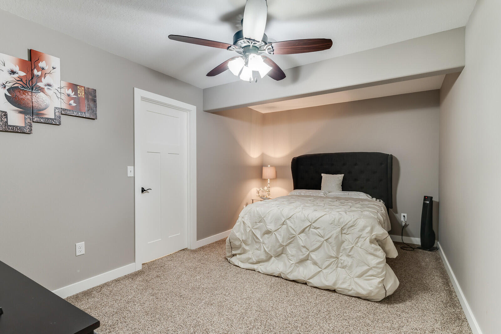 Onalaska, Wisconsin, 54650, United States, 3 Bedrooms Bedrooms, ,3 BathroomsBathrooms,Residential,For Sale,2037961