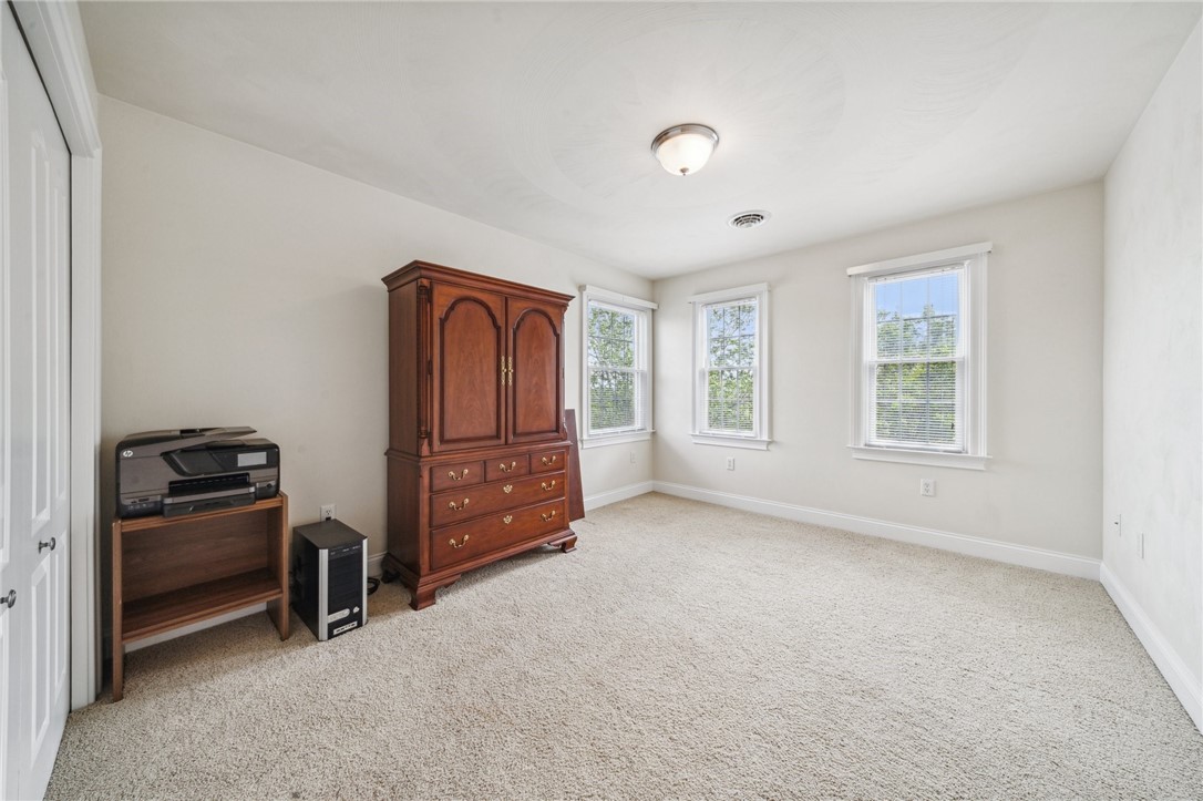 Penn Twp, Pennsylvania, 15644, United States, 4 Bedrooms Bedrooms, ,4 BathroomsBathrooms,Residential,For Sale,1975904