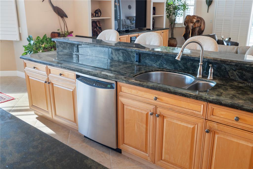 Punta Gorda, Florida, 33950, United States, 4 Bedrooms Bedrooms, ,4 BathroomsBathrooms,Residential,For Sale,1906781