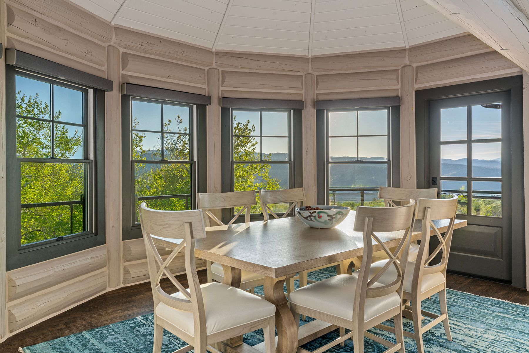  Privacy in Bedford - 物件實景