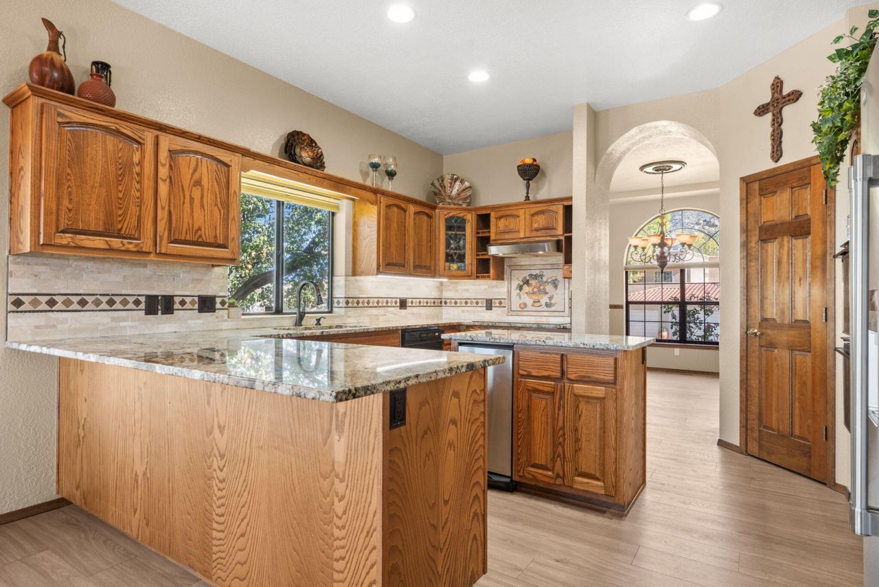 Albuquerque, New Mexico, 87112, United States, 4 Bedrooms Bedrooms, ,3 BathroomsBathrooms,Residential,For Sale,1985067