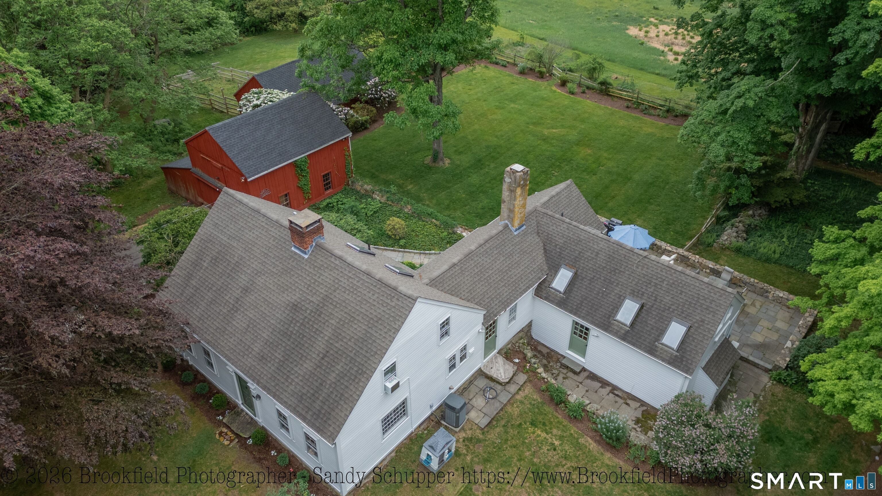 Southbury, Connecticut, 06488, United States, 3 Bedrooms Bedrooms, ,3 BathroomsBathrooms,Residential,For Sale,2048179