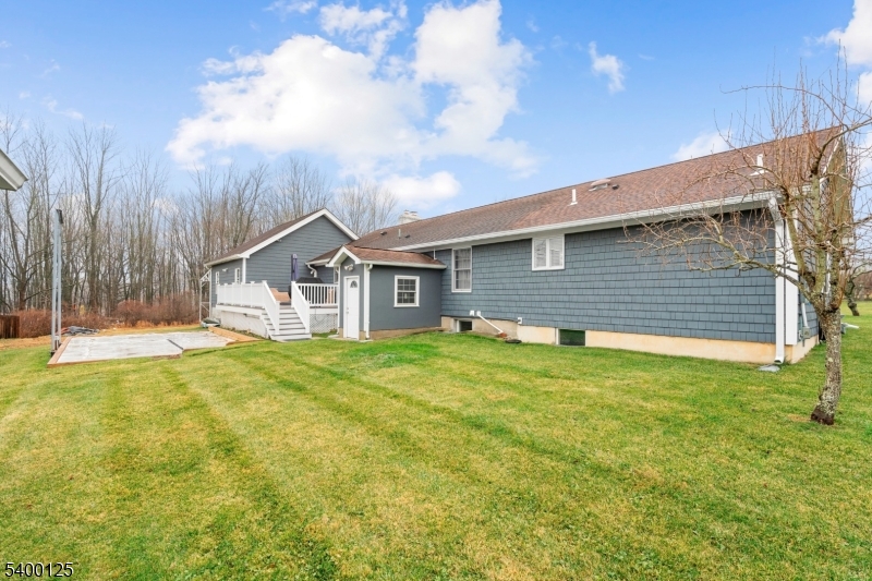 Mount Olive Twp., New Jersey, 07828, United States, 5 Bedrooms Bedrooms, ,3 BathroomsBathrooms,Residential,For Sale,2001791