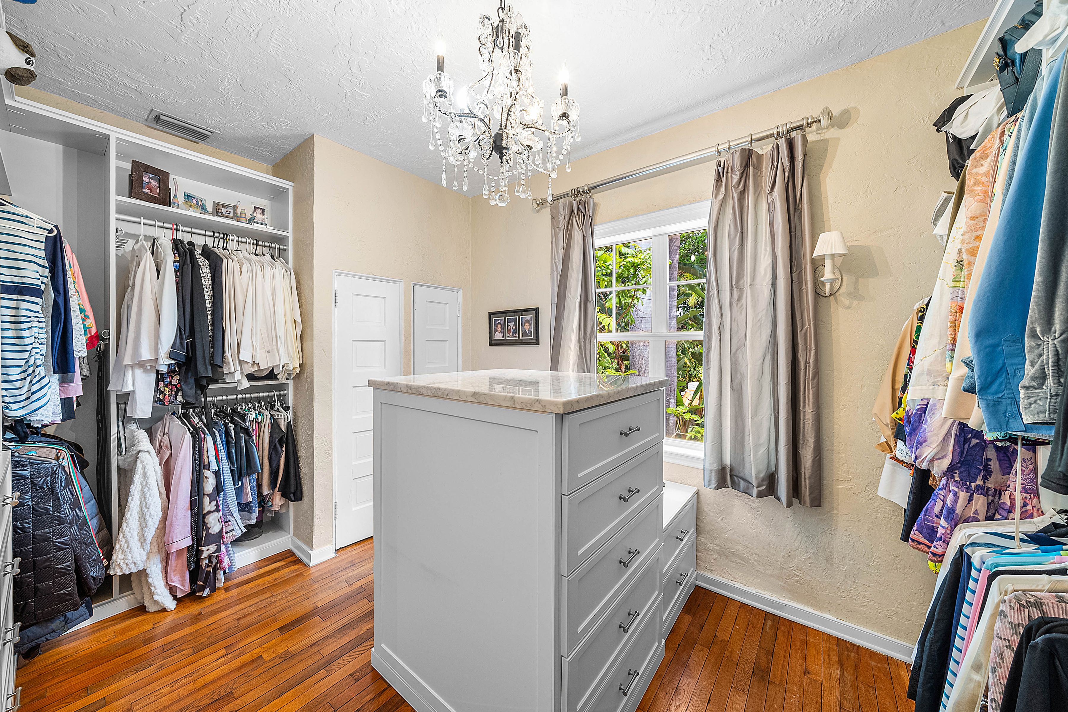  255 Cordova Road - 物件實景