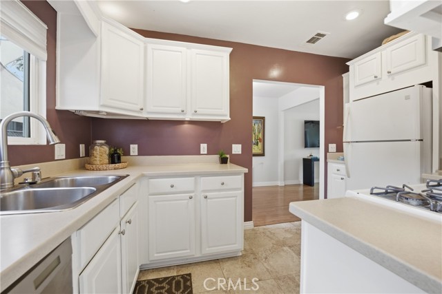 San Diego, California, 92104, United States, 3 Bedrooms Bedrooms, ,4 BathroomsBathrooms,Residential,For Sale,2033583
