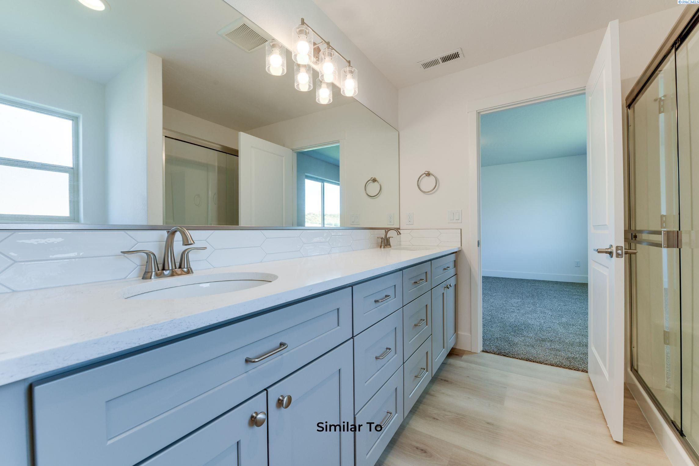 Kennewick, Washington, 99338, United States, 3 Bedrooms Bedrooms, ,1 BathroomBathrooms,Residential,For Sale,1901693
