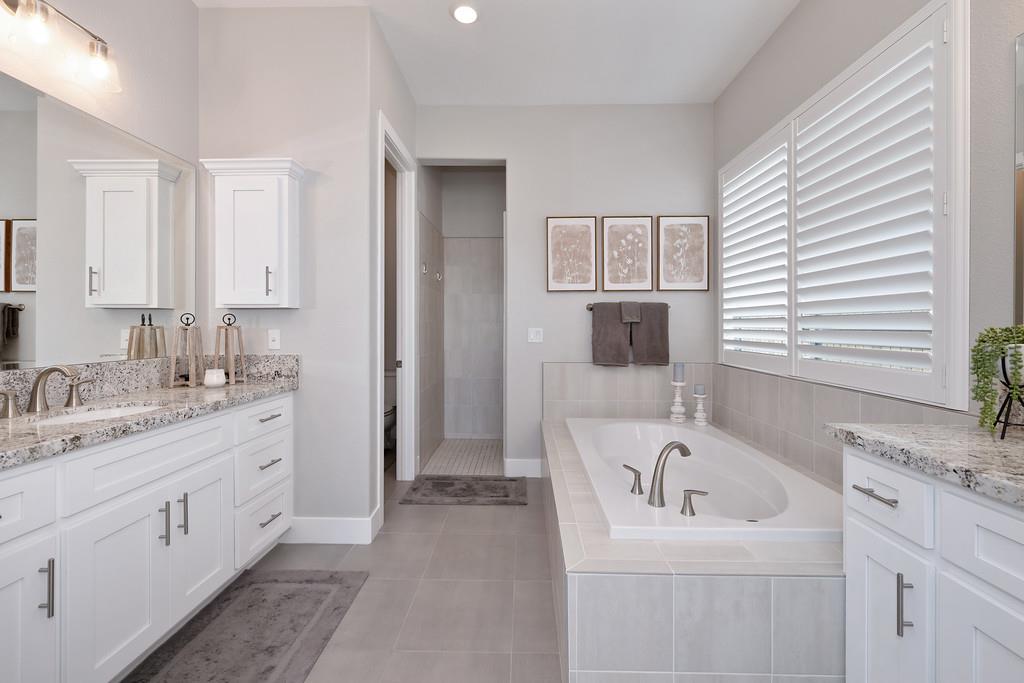 Roseville, California, 95747, United States, 4 Bedrooms Bedrooms, ,4 BathroomsBathrooms,Residential,For Sale,1927249