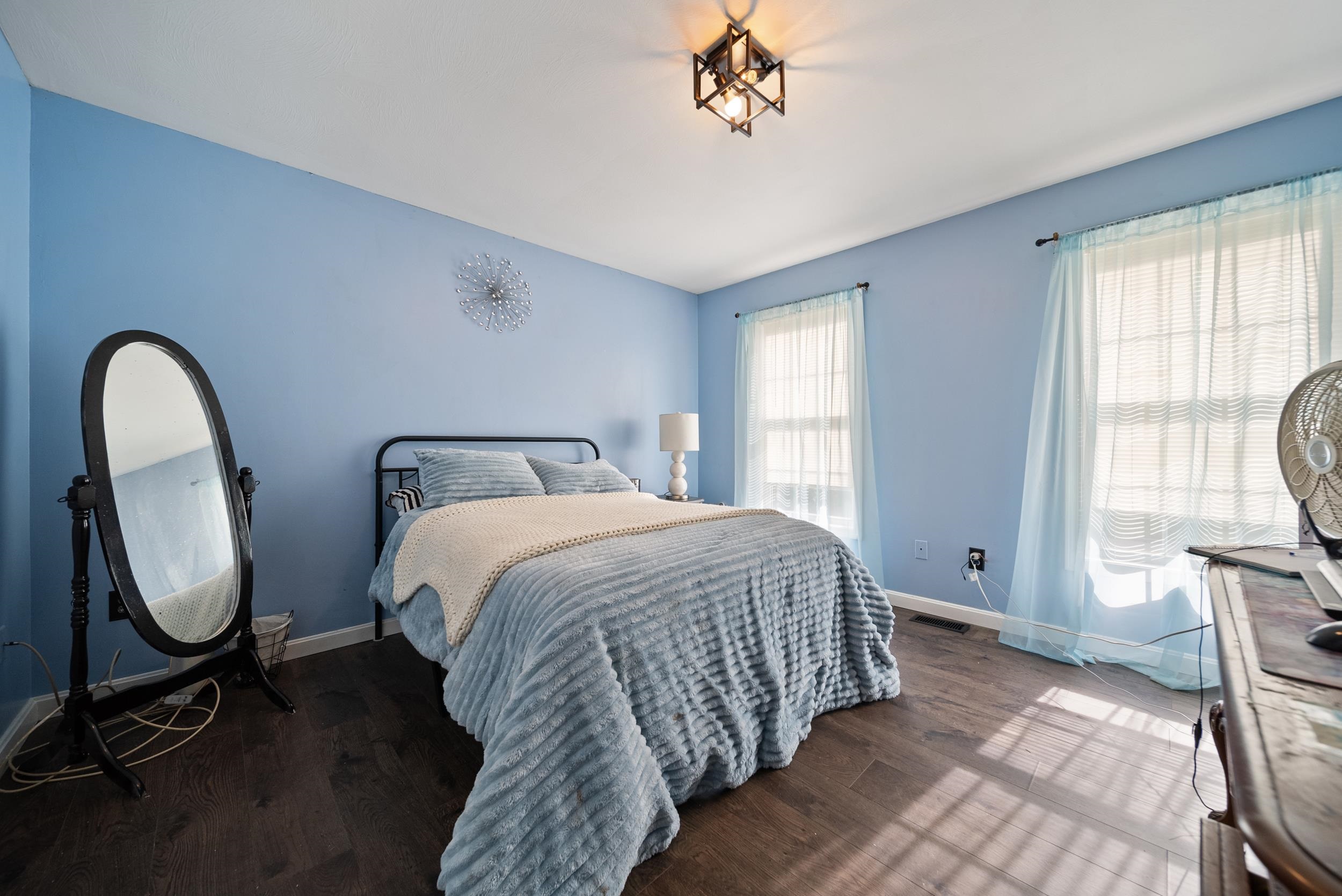 Derry, New Hampshire, 03038, United States, 3 Bedrooms Bedrooms, ,3 BathroomsBathrooms,Residential,For Sale,1885633
