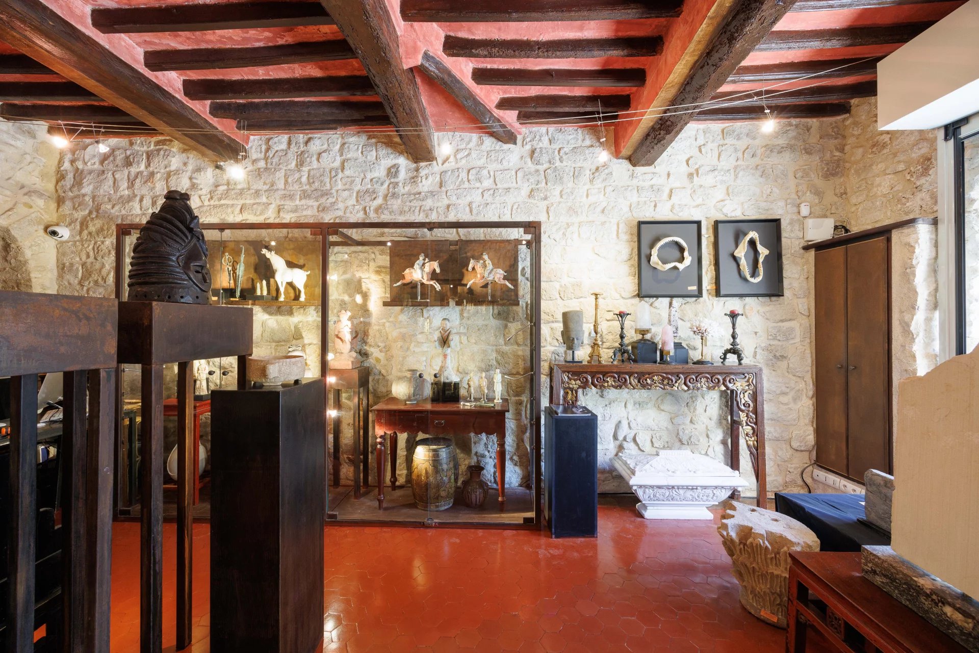 Saint-Paul-de-Vence, Provence-Alpes-Côte d’Azur, 06570, FR, 2 Bedrooms Bedrooms, ,Residential,For Sale,1826709