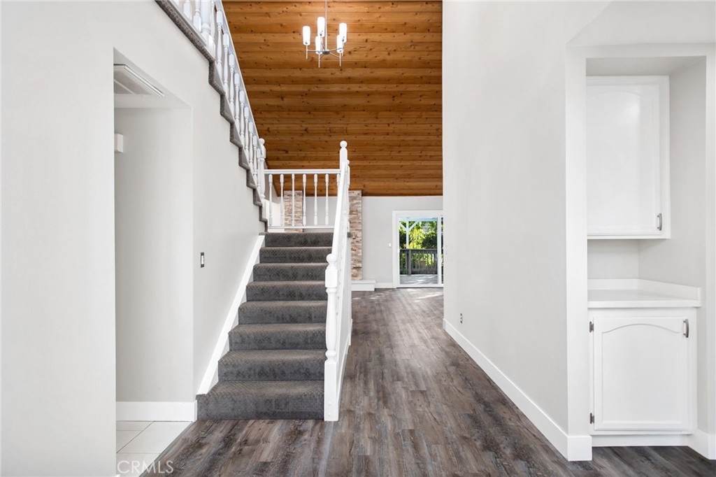 Canyon Lake, California, 92587, United States, 3 Bedrooms Bedrooms, ,2 BathroomsBathrooms,Residential,For Sale,1984479