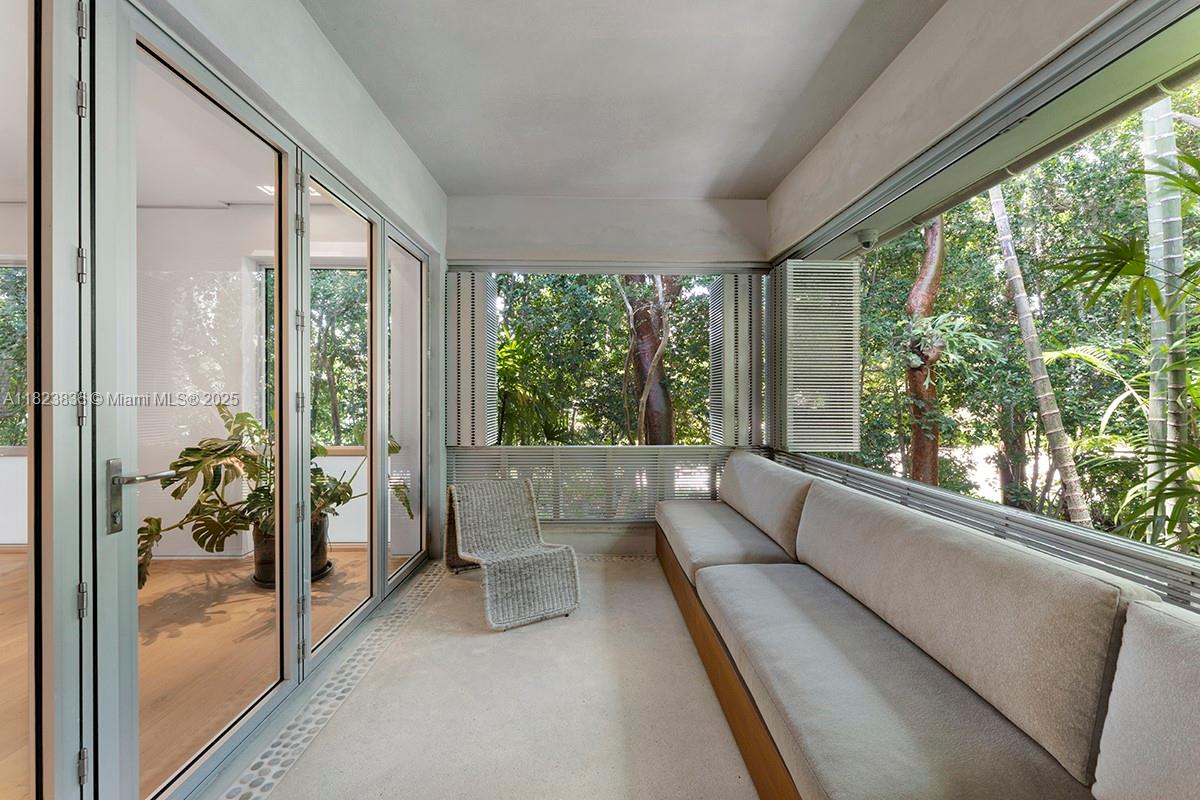 Miami Beach, Florida, 33141, United States, 4 Bedrooms Bedrooms, ,6 BathroomsBathrooms,Residential,For Sale,1862454