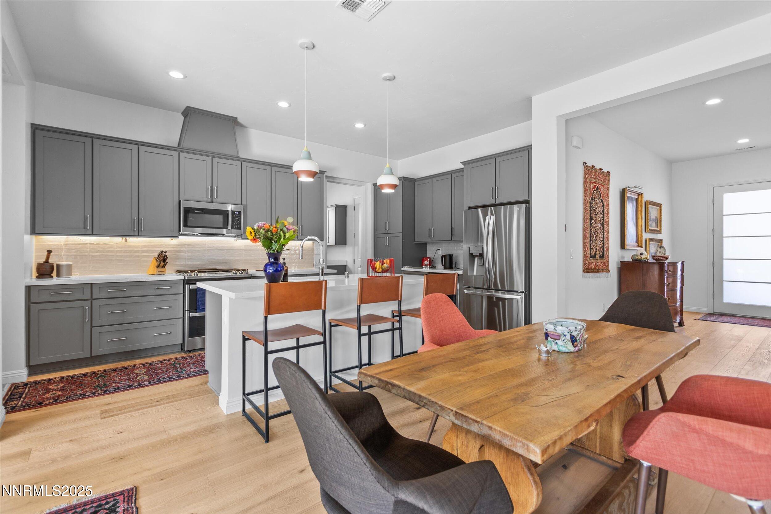 Reno, Nevada, 89521, United States, 2 Bedrooms Bedrooms, ,2 BathroomsBathrooms,Residential,For Sale,1940978