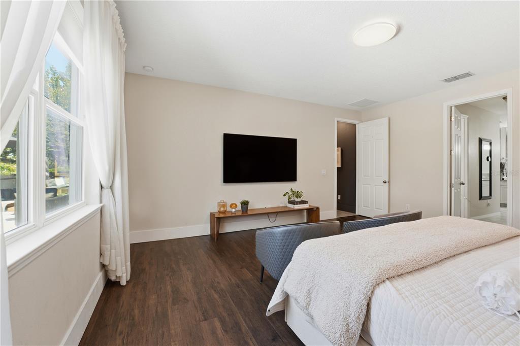 Winter Garden, Florida, 34787, United States, 5 Bedrooms Bedrooms, ,5 BathroomsBathrooms,Residential,For Sale,1987949