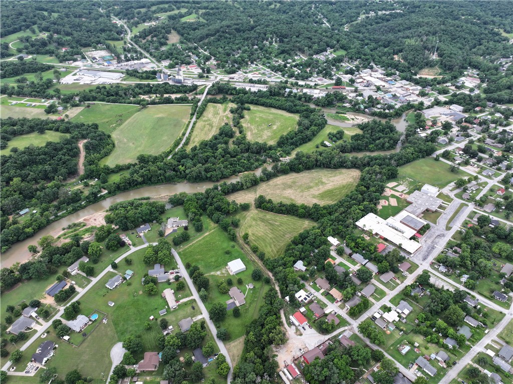 Anderson, Missouri, 64831, United States, 3 Bedrooms Bedrooms, ,2 BathroomsBathrooms,Residential,For Sale,1866248