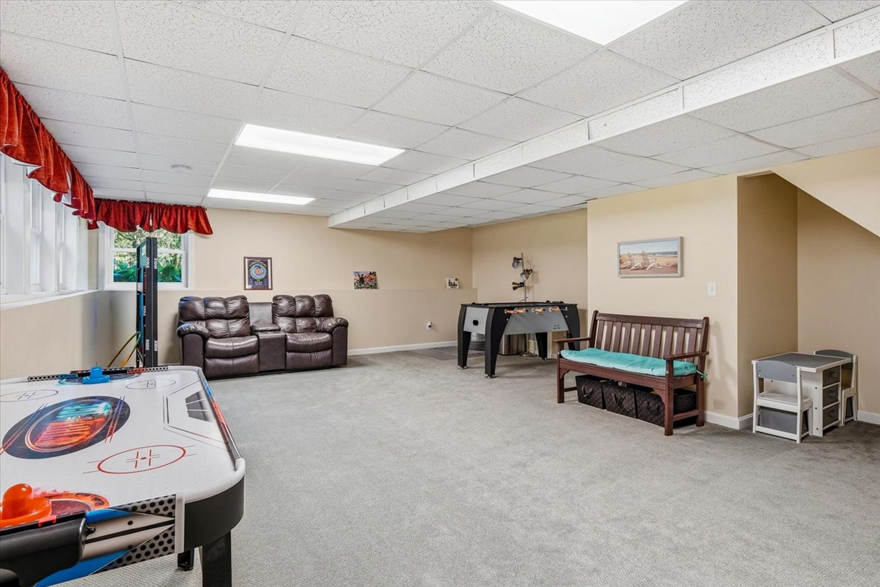  230 Brennan Woods Drive - 物件實景