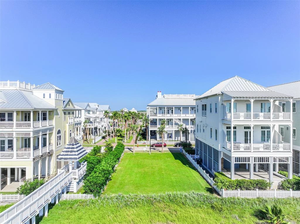1717 Seaside Drive, Galveston, Texas, 77550, United States, ,Land,For Sale,1717 Seaside Drive,1635096