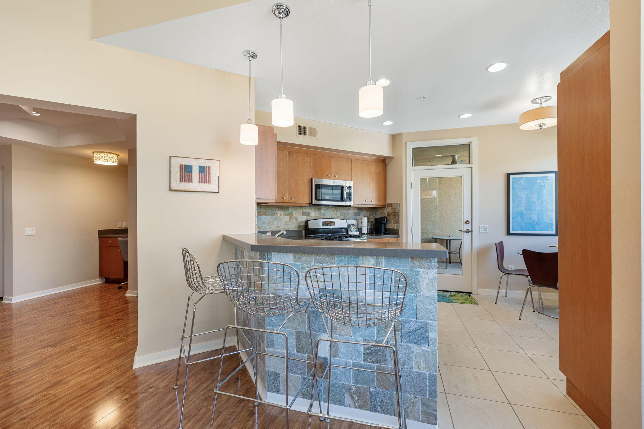 Palm Springs, California, 92264, United States, 2 Bedrooms Bedrooms, ,2 BathroomsBathrooms,Residential,For Sale,1901063