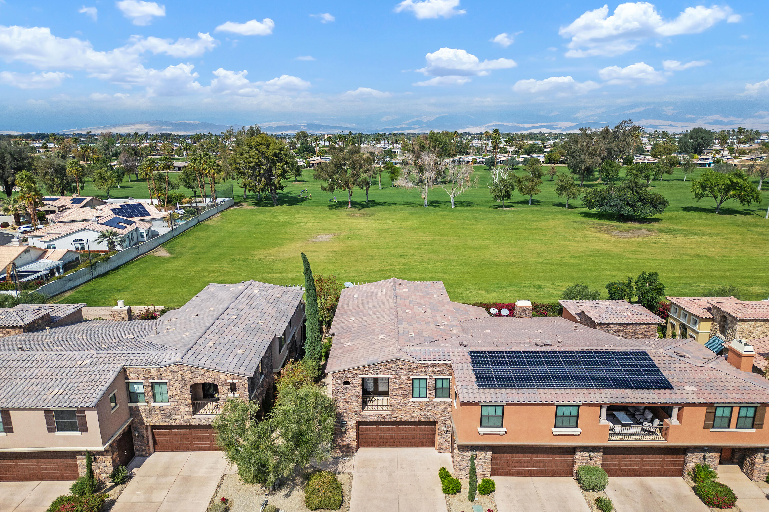 Palm Desert, California, 92260, United States, 2 Bedrooms Bedrooms, ,3 BathroomsBathrooms,Residential,For Sale,1744542