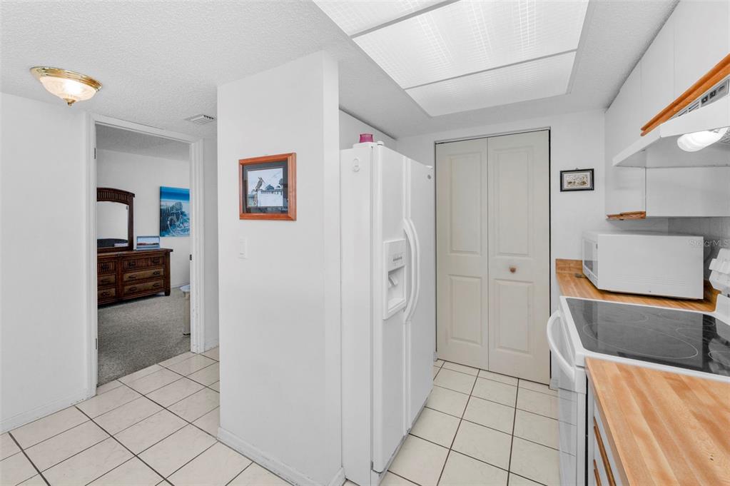 Indian Shores, Florida, 33785, United States, 2 Bedrooms Bedrooms, ,2 BathroomsBathrooms,Residential,For Sale,1992021