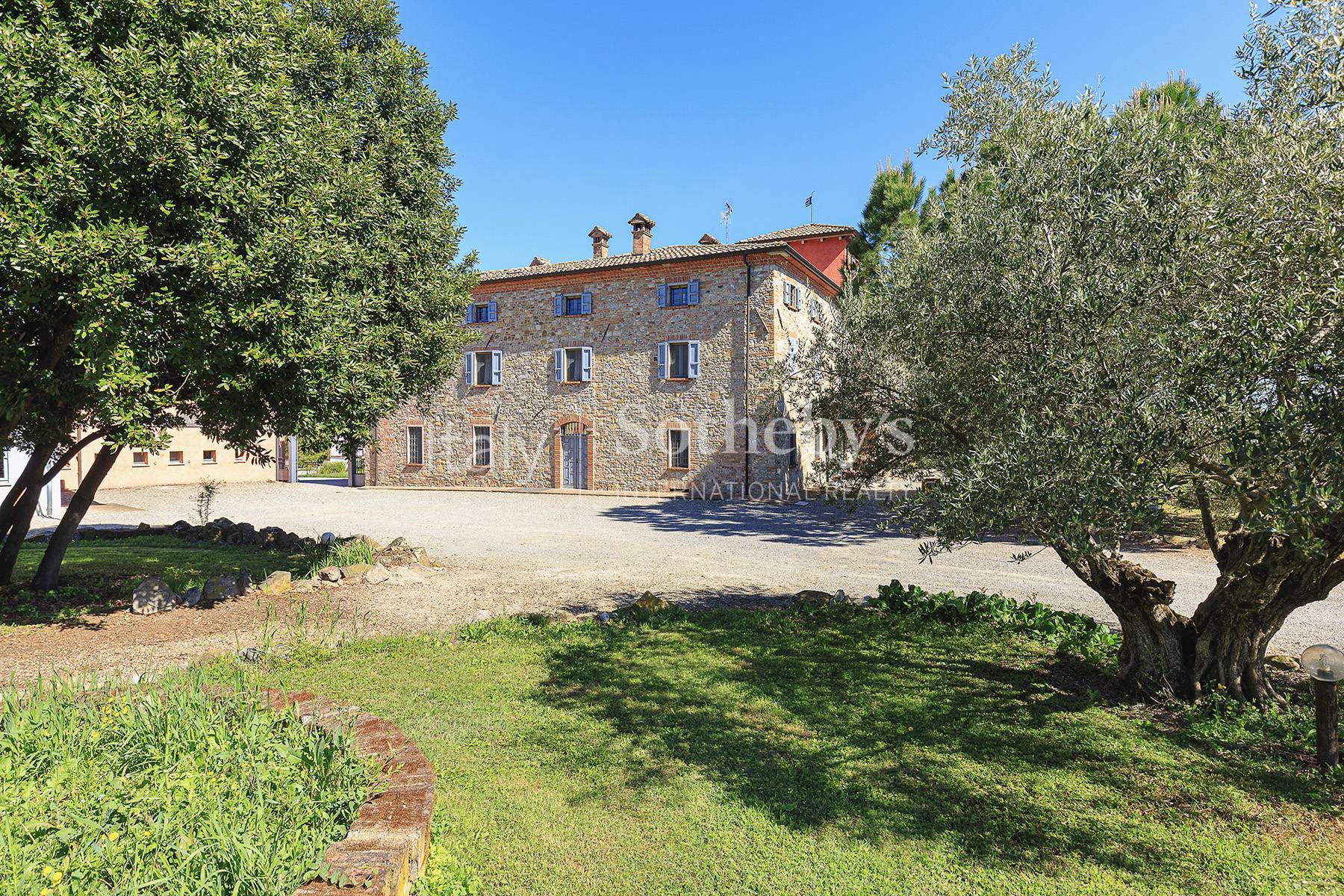  Farmhouse among the Vineyards of the Val Tidone south of Milan - 物件實景
