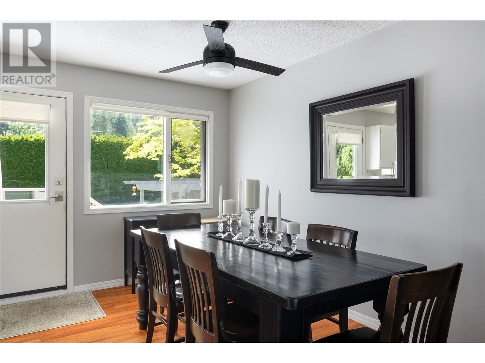 SPALLUMCHEEN, British Columbia, V4Y 0S8, CA, 5 Bedrooms Bedrooms, ,2 BathroomsBathrooms,Residential,For Sale,1950720