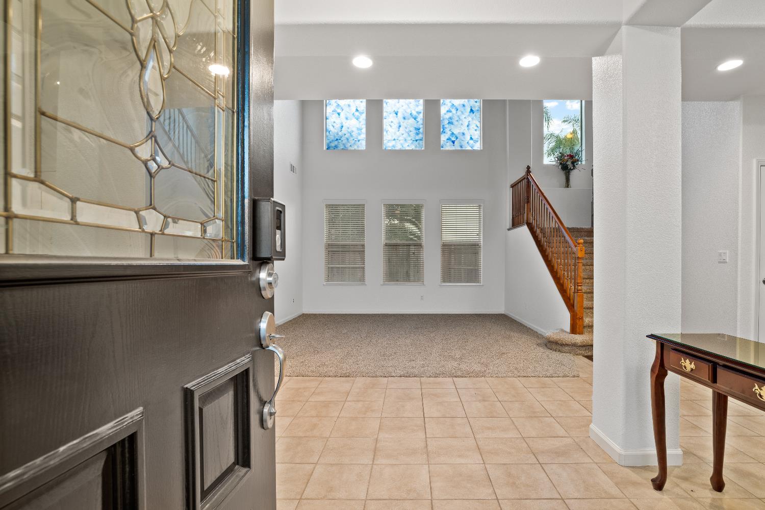 Riverbank, California, 95367, United States, 4 Bedrooms Bedrooms, ,3 BathroomsBathrooms,Residential,For Sale,1974513