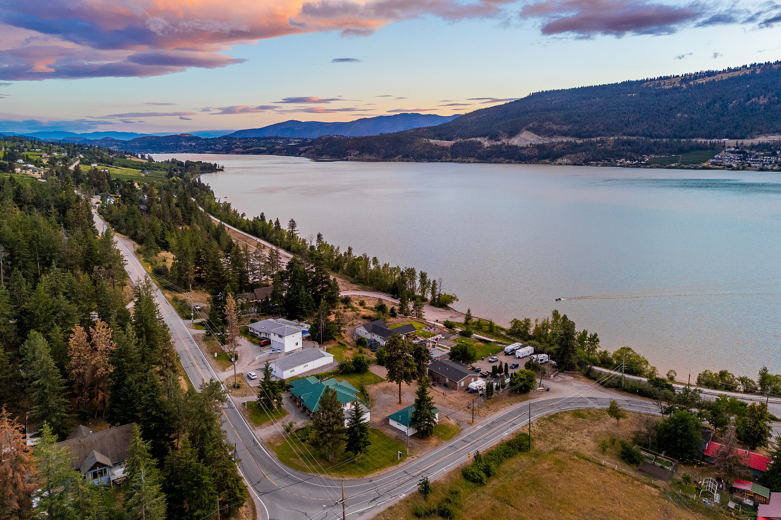  Charming Lakeview Rancher - 物件實景