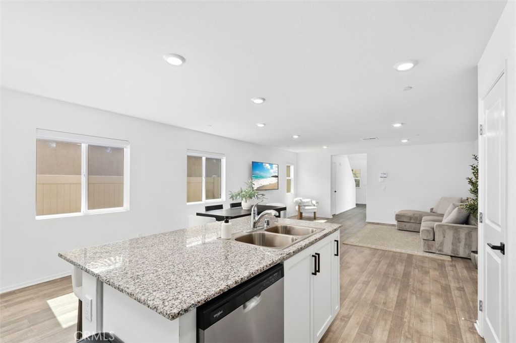 Winchester, California, 92596, United States, 5 Bedrooms Bedrooms, ,3 BathroomsBathrooms,Residential,For Sale,1986511