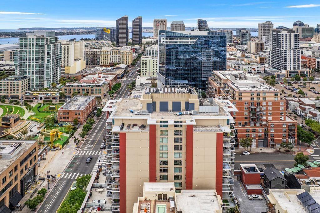 San Diego, California, 92101, United States, 1 Bedroom Bedrooms, ,1 BathroomBathrooms,Residential,For Sale,1898272