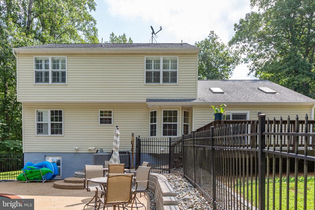 Fredericksburg, Virginia, 22406, United States, 4 Bedrooms Bedrooms, ,3 BathroomsBathrooms,Residential,For Sale,1914060