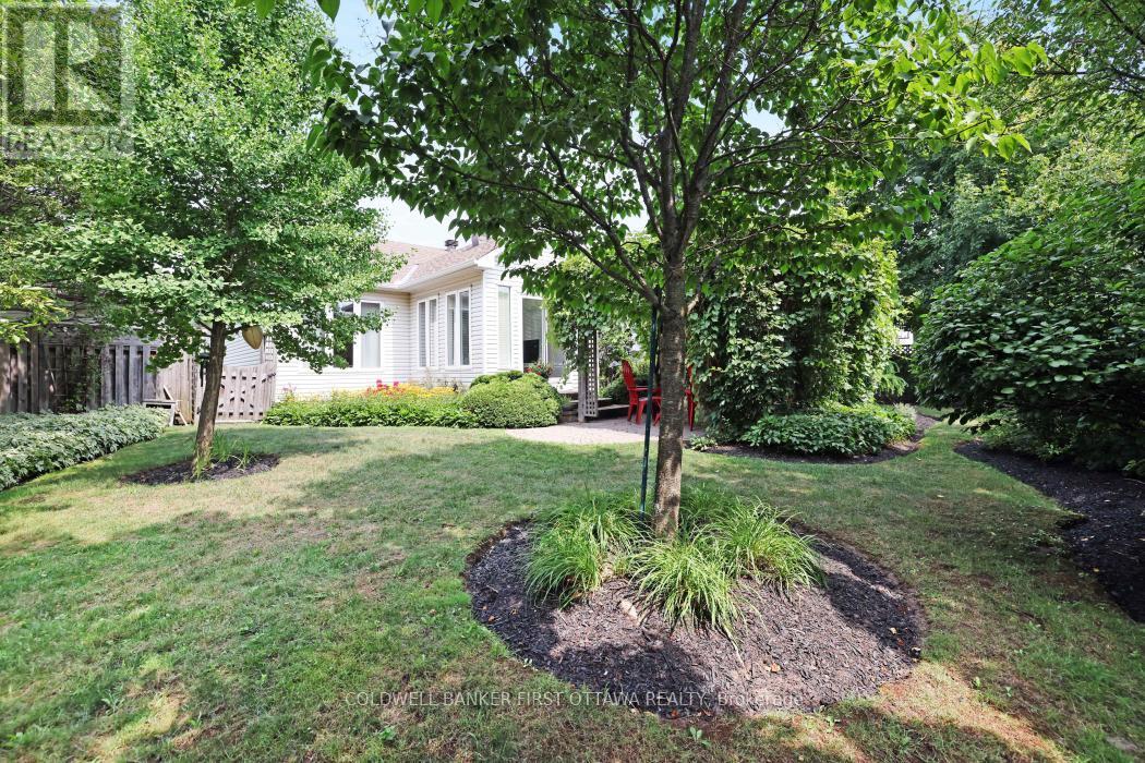 Ottawa, Ontario, K2S 1Z6, CA, 3 Bedrooms Bedrooms, ,3 BathroomsBathrooms,Residential,For Sale,1906768