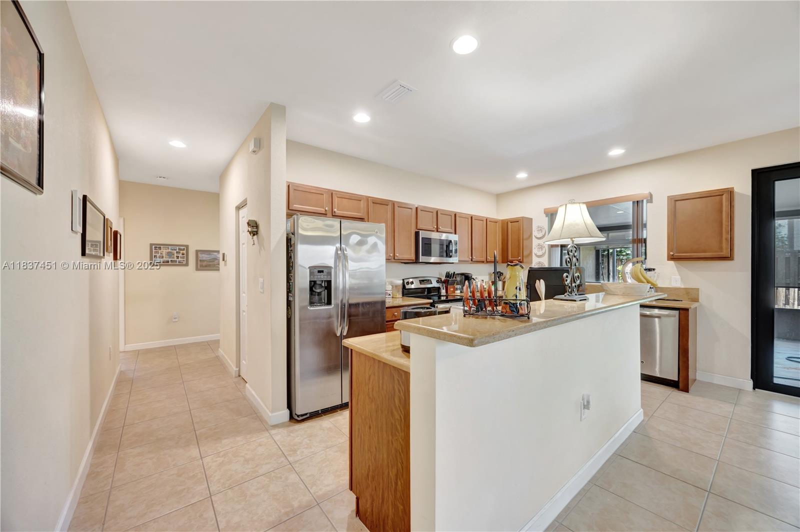 Homestead, Florida, 33033, United States, 3 Bedrooms Bedrooms, ,2 BathroomsBathrooms,Residential,For Sale,1891522
