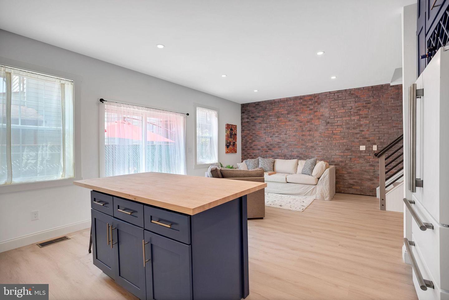 Collingswood, New Jersey, 08107, United States, 3 Bedrooms Bedrooms, ,4 BathroomsBathrooms,Residential,For Sale,1875559