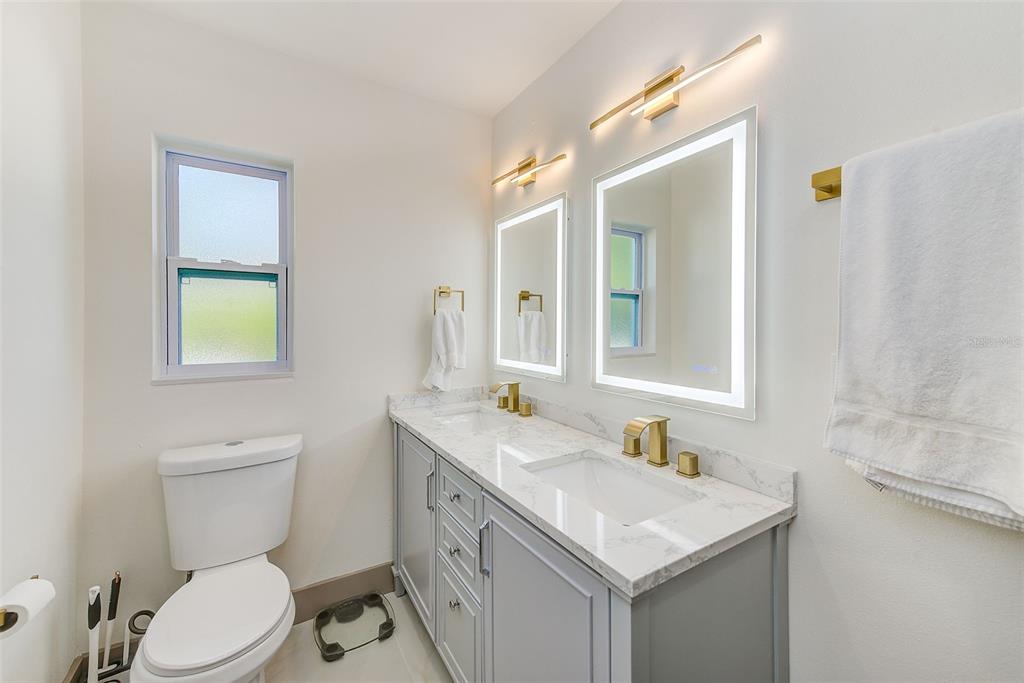 Largo, Florida, 33771, United States, 3 Bedrooms Bedrooms, ,2 BathroomsBathrooms,Residential,For Sale,1991349