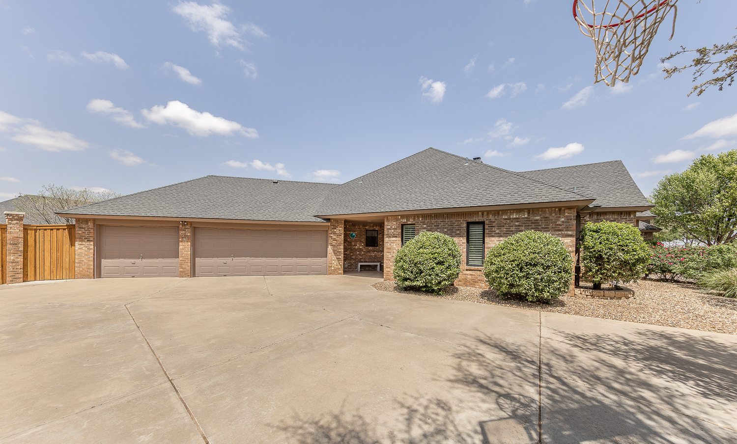 Lubbock, Texas, 79407, United States, 4 Bedrooms Bedrooms, ,4 BathroomsBathrooms,Residential,For Sale,1901275