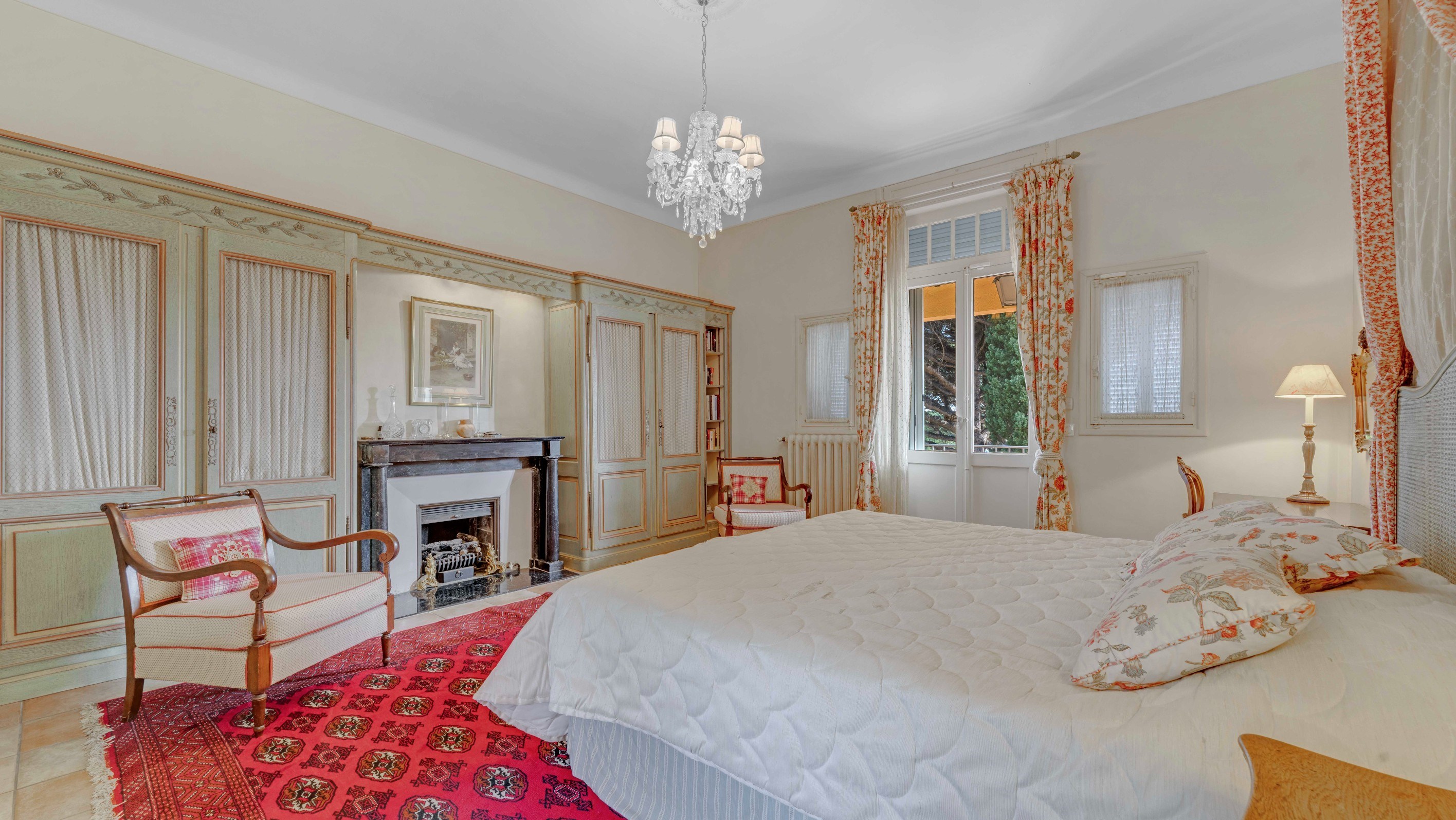  Exclusive Côte d’Azur villa for sale in Sainte-Maxime, prime location near sea … - 物件實景