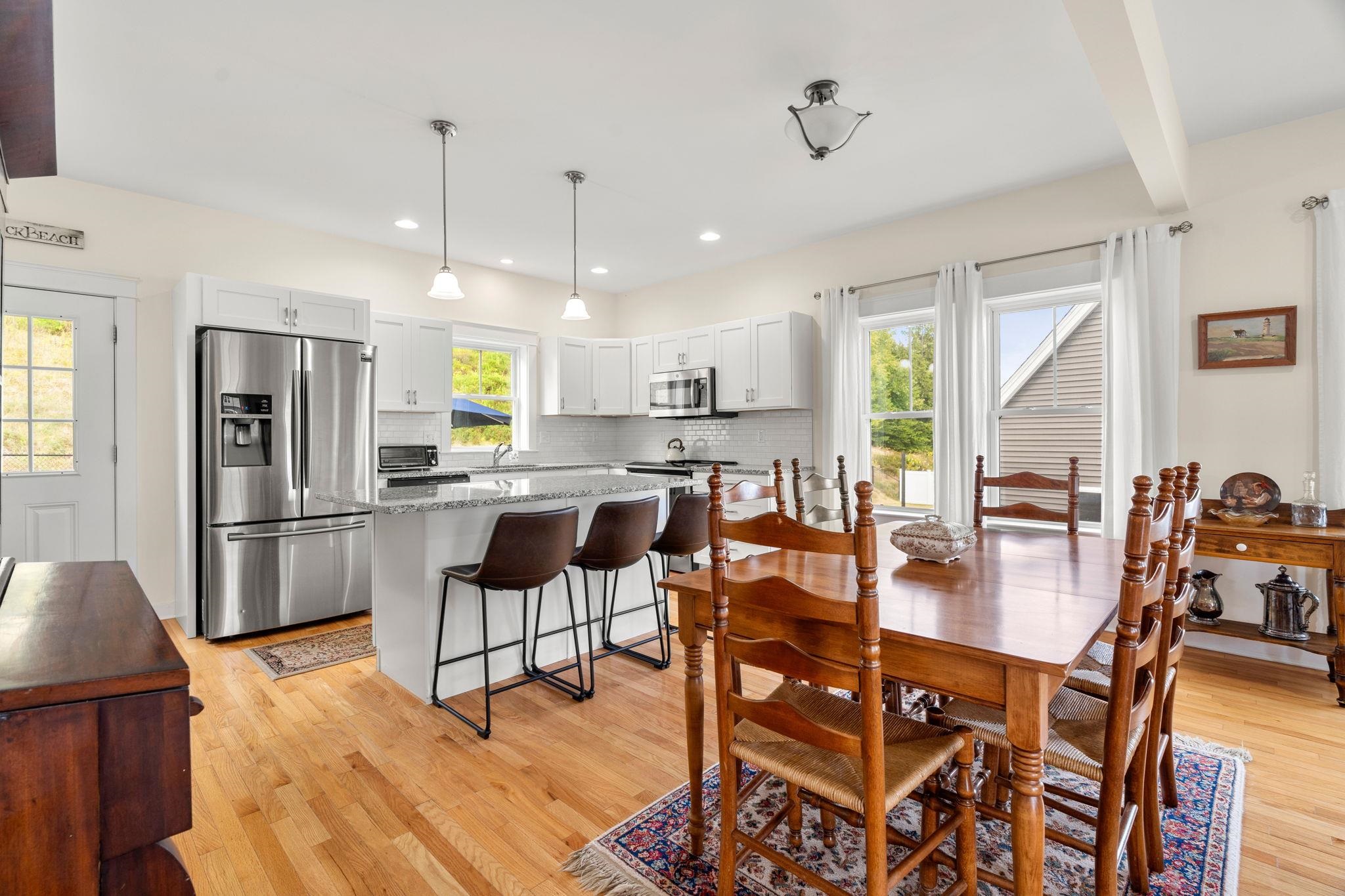 Rochester, New Hampshire, 03867, United States, 3 Bedrooms Bedrooms, ,3 BathroomsBathrooms,Residential,For Sale,1942265