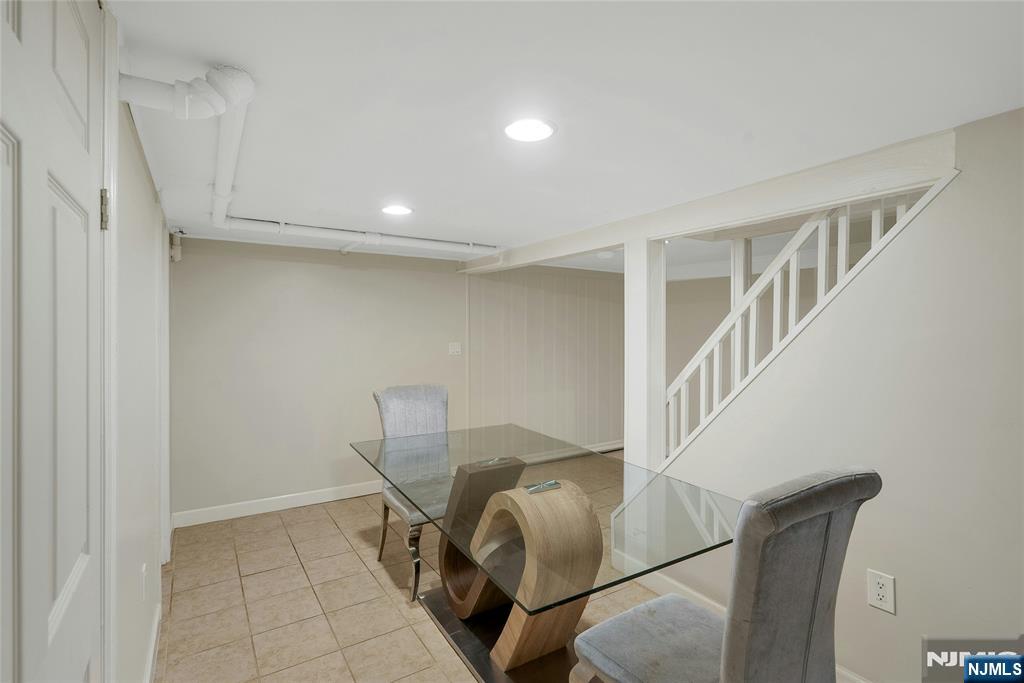 Ridgefield, New Jersey, 07657, United States, 4 Bedrooms Bedrooms, ,3 BathroomsBathrooms,Residential,For Sale,1925884