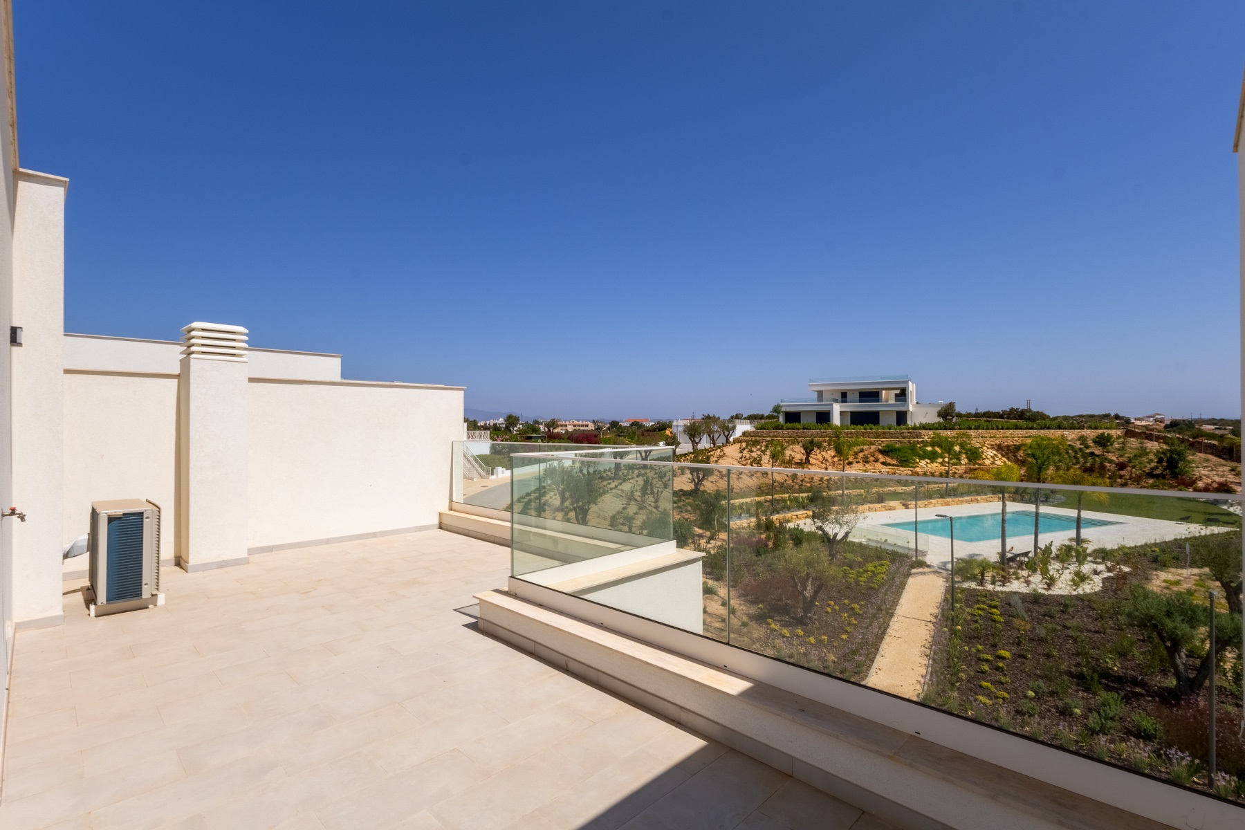  Semi-detached house, 5 bedrooms, for Sale - 物件實景